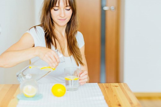14 Day Lemon Water Challenge To Lose Weight