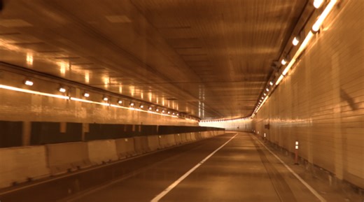 Don't drive like an idiot: Here's how to go through a tunnel