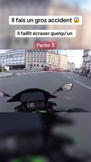 Il a faillit faire un accident #dangerousdriver #accidentdevoitures #acciden #voiture #voiture