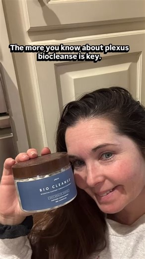 If you’ve ever reached for MiraLAX, this is worth knowing 👀 Let’s talk about the difference between supporting digestion and relying on a laxative. 👉 MiraLAX • Contains polyethylene glycol (PEG 3350) • Works as an osmotic laxative by pulling water into the stool • Designed for occasional constipation relief • Does not provide nutritional support or address why digestion may be sluggish 👉 BioCleanse • Not a stimulant laxative • Contains magnesium ascorbate, a bioavailable form of magnesium • M