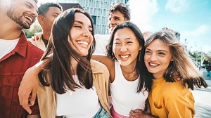 Gen Z Abbreviations To Sound Modern And Stay Cool  | Herzindagi