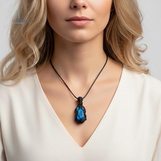 Natural Labradorite Stone Necklace- Healing Crystal Pendant, Gothic Boho Jewelry, Unique Crystal Gift - Etsy