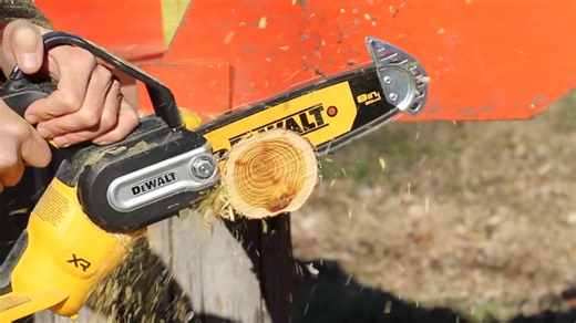 Can A $40 Knockoff DeWalt Chainsaw Beat The $130 Original? This Test Found Out - SlashGear