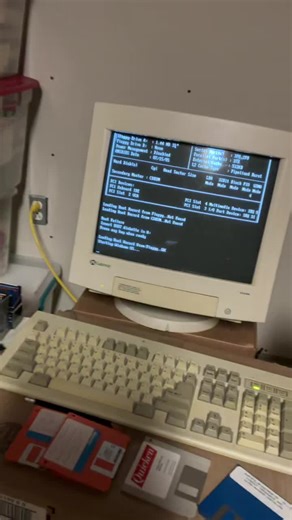 Pls help #windows95 #old #help #computer #needhelp | Computer