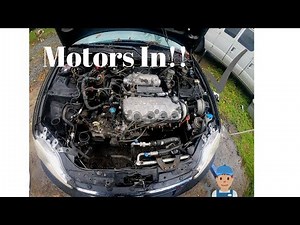 Engine is in! d16y8 honda civic engine installation