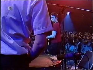 Bad teeth, out of tune whistle and scowling faces but the Pogues and the poetic genius of Shane Macgowan shine here. | Irishgigs