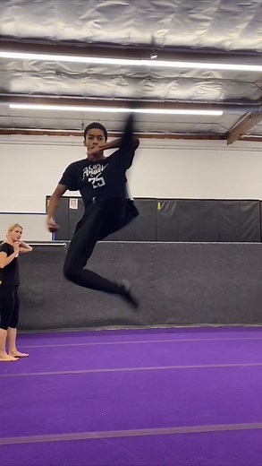 ⚡️Isaiah Russell-Bailey⚡️ on Instagram: "Training Day😤 #Parkour #Tricking #Training #Gym"