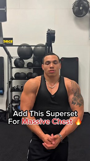 If your chest isn’t growing… it’s because you’re not overloading it the right way. This superset will fix that REAL quick 👇 1️⃣ Incline Hex Press 2️⃣ Superset w/ Incline Chest Press The hex press forces insane inner chest activation, then the incline press finishes the job with heavy tension on the upper chest. Minimal rest. Maximum pump. Brutal results. 😮‍💨🔥 Run this for 3–4 sets and tell me your chest doesn’t explode 💥 Want my full Chest Day blueprint? DM me “BOOMIN” & I’ll send it over �