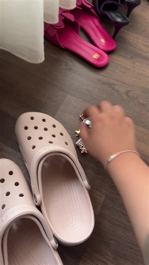 تخصيص كروكس بطريقة جديدة ومبتكرة