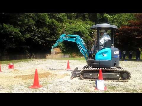 ユンボの講習（自主練習）