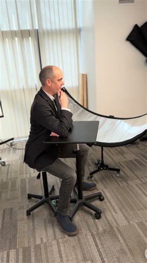 Behind the scenes headshot with a Geoscientist #vancouverphotographer #headshots #headshotphoto