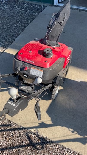J. Jacobs Grounds | Starting a snowblower. When it’s cold, you want your equipment to start so make sure you follow these steps. #Snow #SnowRemoval #Equipment... | Instagram