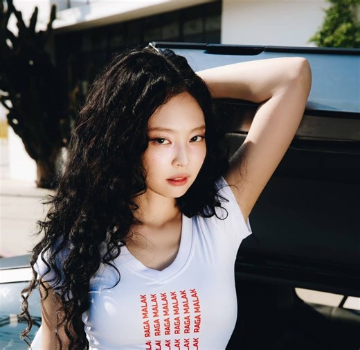 カリナ、ウォニョンの2強体制を崩したの誰？「24年10月K-POP女性個人ブランド評判」ベスト5 - DANMEE ダンミ