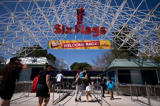 Historic Six Flags Magic Mountain coaster closing next week