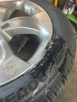 Ford F-250 Flat Tire Change — Safe Jack Points & Lug Pattern