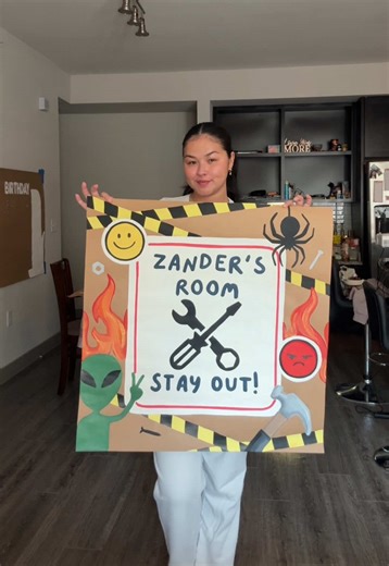 Hand-Painted Banner Reveal by Zander