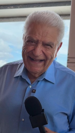 En Miami me encontré con cuatro hermanos ecuatorianos que disfrutan sus vacaciones juntos. Recordamos Sábado Gigante, que este año cumple 10 años desde su final, y me dijeron algo que me sacó una sonrisa: que parezco de 60 😅 | Don Francisco TV