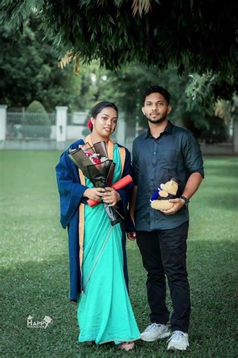 Let’s capture your unforgettable graduation moments. 👩‍🎓📷