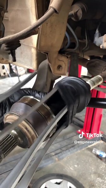 Tool for changing a CV boot!👏🏼 CV boots prevent dirt and debris from entering the CV joint, preserving its lubrication and extending its lifespan. Follow @engineerplace for more! Via: @_roma_auto_center ig #mechanism #toolmaker #jobshop #engineeringtubes #science #machines #engineeringstudent #creative #engineeringproblems #heavyequipment #technologies #education #mechanica #fabrication #engineeringlife