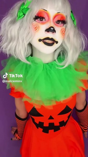 Creative Pumpkin Clown Makeup Tutorial