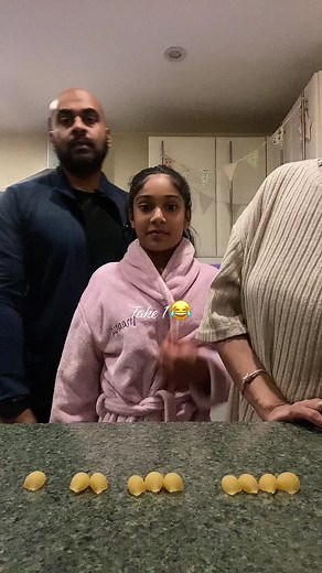 1,2,3,4 challenge take 1 😂 #challenge #candycrush10 #fyp #fypシ #fypage #viral #viralvideo #blowthisup #family #blowthisup #riddle #game #thinking #think #pastatiktok