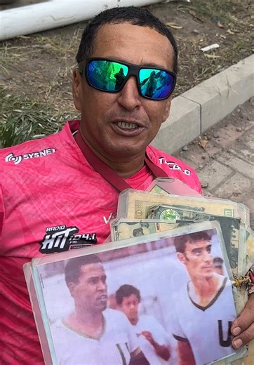 Los hinchas de la Capira llegaron en buses desde Portoviejo #AscensoNacional #Marca90