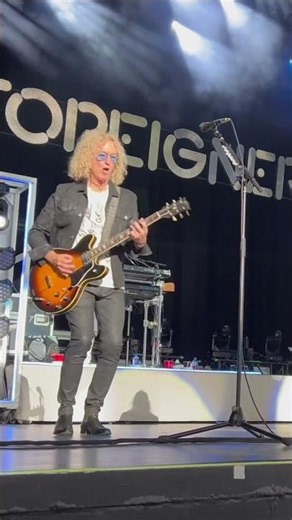 Cold As Ice - Foreigner #foreigner #concert #livemusic #coldasice