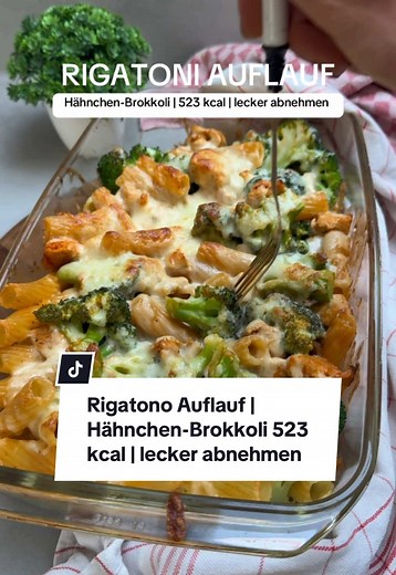 Hähnchen-Brokkoli Nudelauflauf: Lecker und Diätfreundlich