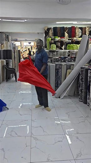 Using Business Umbrellas for Shade and Advertising