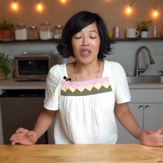 How Different Are These Aussie Treats? 🍬😊 | Emmymade