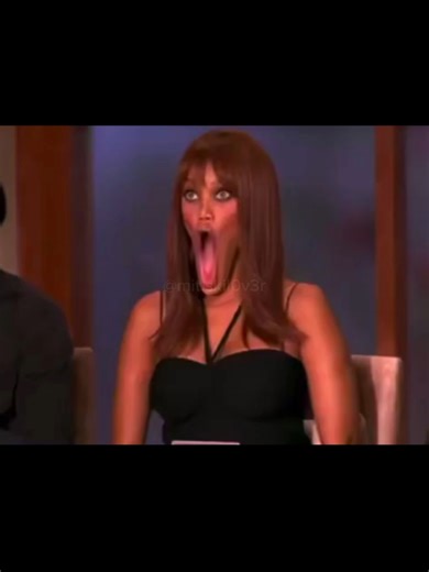 Open Gaping Mouth Competition with Oomf