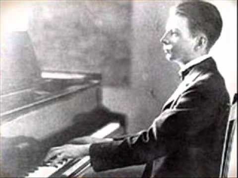 Donald Gramm sings John Duke - LIVE!