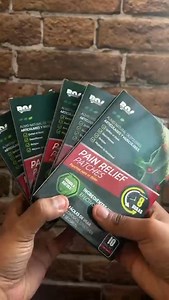 🌿 PARCHES NATURALES PARA DOLOR ✅ Alivio rápido y efectivo contra dolores asociados con la tensión muscular, dolor de rodilla, artritis reumática, e hiperostosis, tensión, ciática y fibromialgia hasta por 8 horas. ✅ Ingredientes: Aceite de ajenjo, alcanfor, mentol, aceite de eucalipto, entre otros. ✅Úsalo en Rodillas, Hombros, Cuello, tobillo, y donde requieras alivio contra dolor. ✅8 horas de alivio Continuo ‼️SUPER PROMOCIÓN ‼️ 3 cajas de PARCHES (30pz) por solo $350 9 cajas de Parches (90pz) 