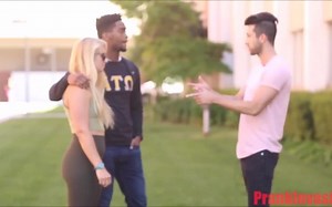 （骗吻狂魔）最新Kissing Prank 2018 嗨！你的女朋友能让我KISS一下嘛（老里头转载）
