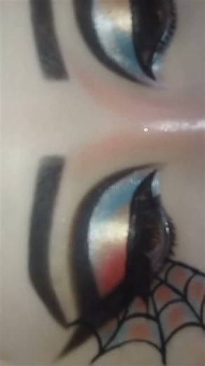 🕷️ Spider Eye Makeup 🕸️✨ | Makeup Transition | Creepy Glam Eye Look 👁️