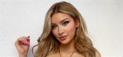 Molly Eskam Age, Biography, Net Worth, Height, Family