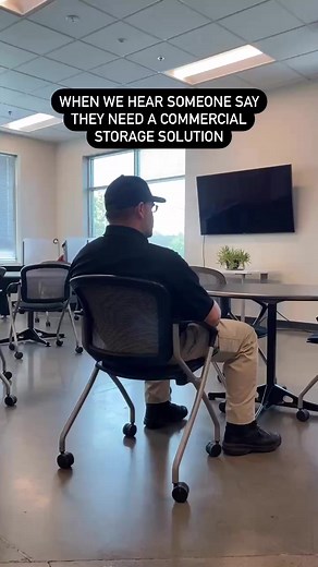 Did someone say commercial storage? You have our attention!😏 Whether you are moving office spaces or have extra inventory you need to store safely offsite, our professional moving and storage experts are here to help! Plus, with our flexible storage solutions, we can help hold on to your organization's belongings throughout your move and after for long-term solutions if you don't have space for them in your new space. Learn more about our commercial storage solutions today: https://tinyurl.com/