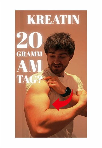 Kreatin gehört zu den effektivsten Supplements überhaupt. 👇👇👇 Kreatin füllt deine ATP-Energiespeicher schneller, gibt dir mehr Kraft pro Satz und macht deinen Trainingsreiz schlicht größer. Das ist reine Biochemie – nicht Marketing. Viele bleiben bei 5 g täglich. Funktioniert, dauert aber länger. Mit 10–20 g täglich füllst du die Speicher deutlich schneller auf und merkst schneller: • mehr Wiederholungen • härtere Sätze • spürbar bessere Progression • sichtbarer Muskelaufbau Natural, gut erfo