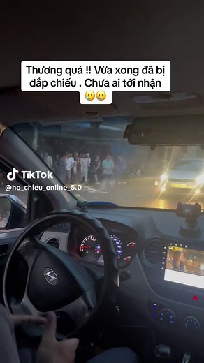 #xuhuong2023 ngay ngã tư đèn đỏ . Thuộc Kim Long Tam Dương Vp 😭😭😭. Đáng tiếc 😢😢
