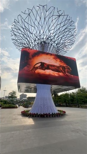 Delhi ban gayi new york 😍 select city wall mall me lag gayi 3d screen #selectcitywalk #vlogger