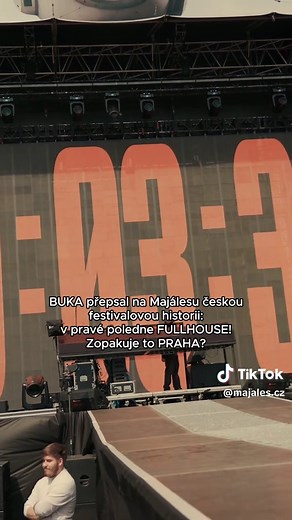 BUKA přepsal na Majálesu českou festivalovou historii: v pravé poledne FULLHOUSE! Zopakuje to PRAHA? 🧨 #buka #majales #hradeckralove #majales2026 #praha