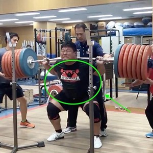 So you just finished some heavy squats…what do you do next? One of my favorite assistant exercises is the single leg RDL performed with a barbell or a kettlebell in one hand…but what if this is too difficult?🤔 . Let’s regress back to a more simple version of the single leg movement with shoes off to work balance and coordination. Grab the ground with your foot, big toe jammed down. Brace your core and kick your heel back as you tip forward entirely about the hip. Hold for a few seconds before c