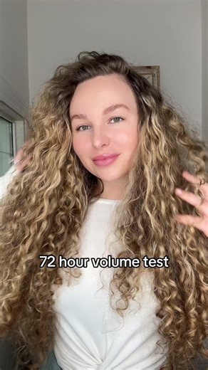 Volume that lasts @Curlsmith Invincible Volume Mousse 🩷 The product is exclusive to @Ulta Beauty and Curlsmith! #curlsmith #curlyhairproducts #curlyhair #curlyhaircare