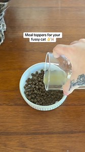 ⭐⭐⭐⭐⭐ "My cats love all the flavours and can't get enough of it. My fussy kitty now eats everything as long as she gets her topper - Scott" ⭐⭐⭐⭐⭐ "My fussy cat has started eating again. She loves the product, it has really helped. Thank you - Maggie" ⭐⭐⭐⭐⭐ "All my cats adore this product, even got the fussy kids eating food they wouldn’t touch before Highly recommend - Bec K" 🥩🍗Made from the highest quality organ meats, these raw food toppers come in various flavors that provide the nutrition 