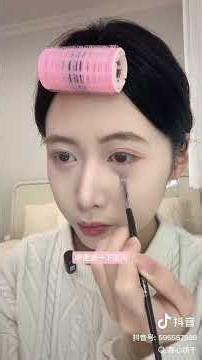 Step Back in Time: Vintage Sweetheart Makeup Transformation makeup vintage beauty