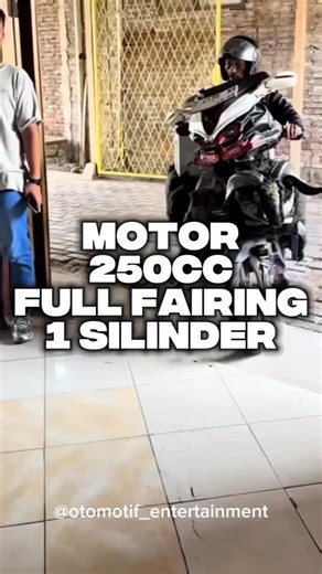Sentra Ban | REKOMENDASI MOTOR FULL FAIRING 250CC 1 SILINDER, NO 3 HARGA BEKASNYA TERMURAH #motor250cc1silinder #motorfullfairing250cc #ktmrc250... | Instagram