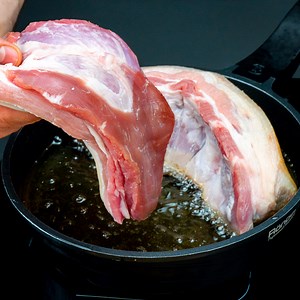 The famous pork belly recipe that has garnered millions of views! Ingredients: pork belly: 1 kg (2 lb) tomatoes: 2 pc onion: 1 pc garlic: 8 g (0.3 oz) dried rosemary: 3 g (0.1 oz) ground coriander: 2 g (0.1 oz) salt: 2 g (0.1 oz) black pepper: 5 g (0.2 oz) beer: 250 ml (8.5 fl oz) soy sauce: 20 ml (0.7 fl oz) sugar: 8 g (0.3 oz) sweet paprika: 2 g (0.1 oz) salt: 2 g (0.1 oz) black pepper: 2 g (0.1 oz) garlic powder: 3 g (0.1 oz) herbs of Provence: 3 g (0.1 oz) | Cookrate