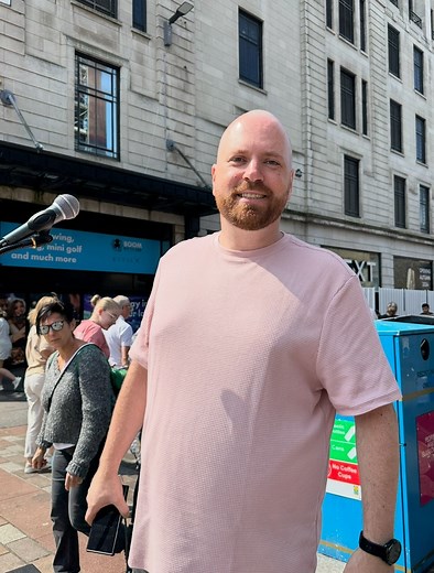 Nessun Dorma . . . . By Puccini and sung by The Opera Guy #puccini #glasgow #buskers #buskersofglasgow #scotland #glasgowmusicscene #scottishmusicscene | BuskersofGlasgow