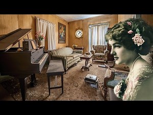 She Lived 30 years Alone - Abandoned Home Of An Unfortunate American Lady