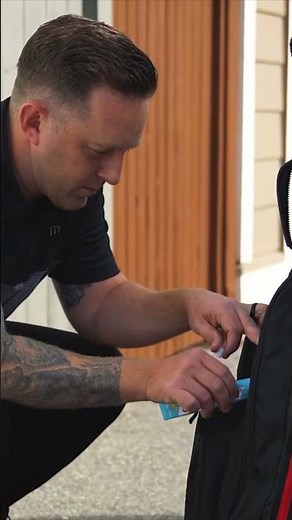 Easiest way to fix your golf bag #shorts